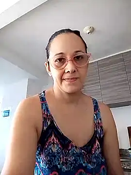 nicolle milf1978 online show from 05/22/26, 02:37