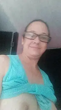 Snapshot of nicolle_milf1978 chatting on 10/14/25, 11:44 nicolle milf1978 online show from 10/14/25, 11:44