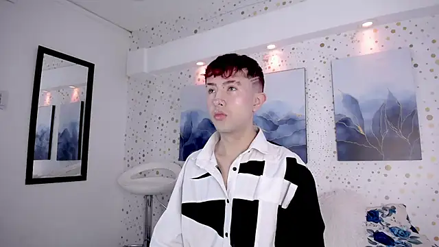 Noah Xitruxx online show from 11/11/25, 12:44