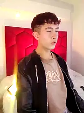 Noah Xitruxx online show from 12/05/25, 12:37