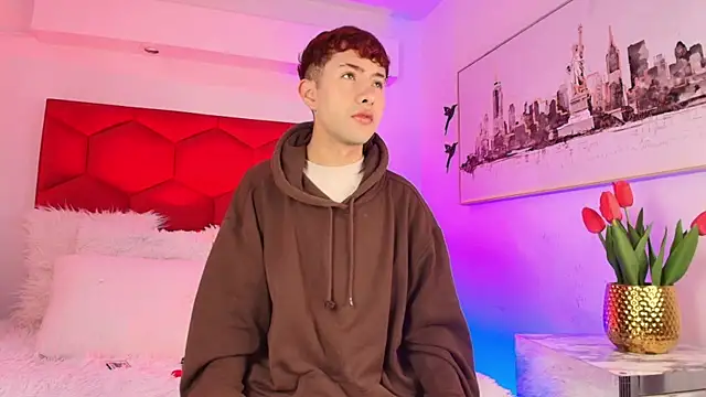 Noah Xitruxx online show from 12/01/25, 12:39