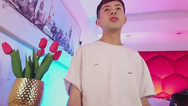 Noah Xitruxx online show from 12/03/25, 12:59