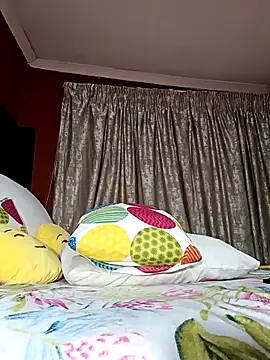 Wildblack22 online show from 12/04/25, 07:57