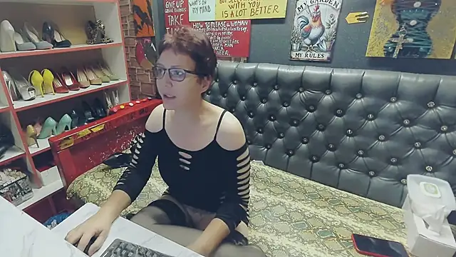 Lily4yourfun online show from 11/09/25, 07:23