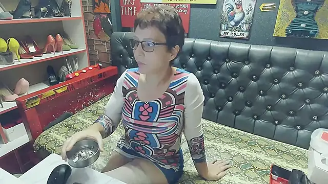 Lily4yourfun online show from 10/25/25, 06:01