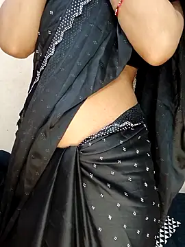 xpihu online show from 12/22/25, 08:53