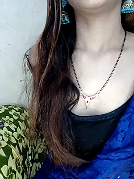 xpihu online show from 11/23/25, 05:12