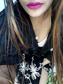 xpihu online show from 03/15/26, 05:42