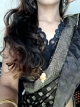 xpihu online show from 10/26/25, 05:57