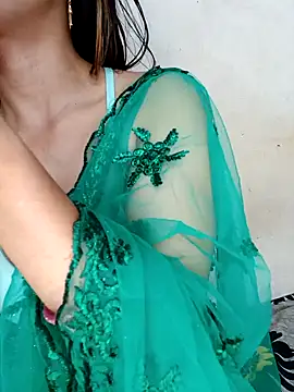 xpihu online show from 04/14/26, 06:02