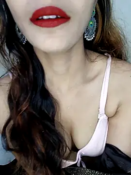 Snapshot of xpihu chatting on 10/07/25, 06:53 xpihu online show from 10/07/25, 06:53