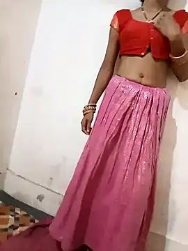 Snapshot of Suhani512 chatting on 02/25/25, 05:40 Suhani512 online show from 02/25/25, 05:40