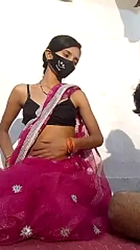 Snapshot of Suhani512 chatting on 01/07/25, 06:24 Suhani512 online show from 01/07/25, 06:24