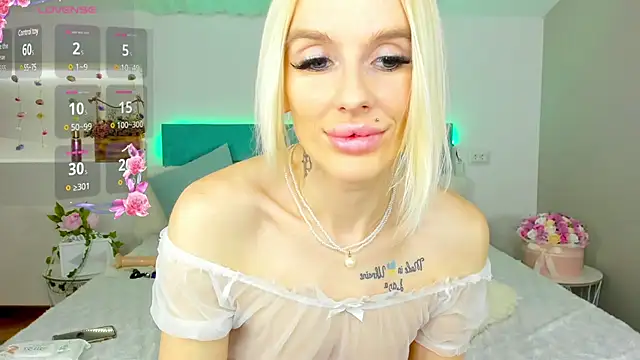 Lana kitty   online show from 03/07/25, 12:48