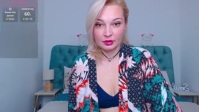 Milena candyy online show from 12/02/25, 08:16