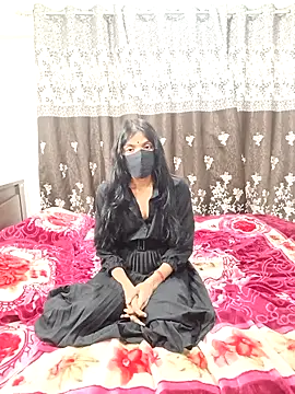 Snapshot of Cute-Bhavya chatting on 03/21/25, 09:01 Cute-Bhavya online show from 03/21/25, 09:01