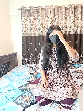 Snapshot of Cute-Bhavya chatting on 09/16/25, 06:36 Cute-Bhavya online show from 09/16/25, 06:36