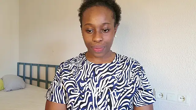 Snapshot of aafricaa chatting on 11/06/25, 11:47 aafricaa online show from 11/06/25, 11:47