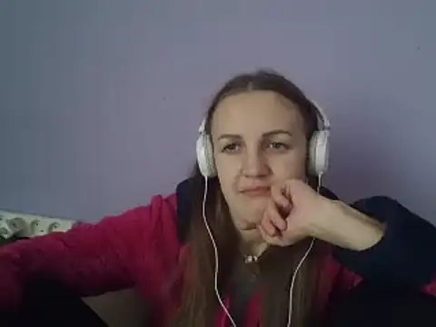Snapshot of Milaniya261 chatting on 03/16/25, 01:27 Milaniya261 online show from 03/16/25, 01:27