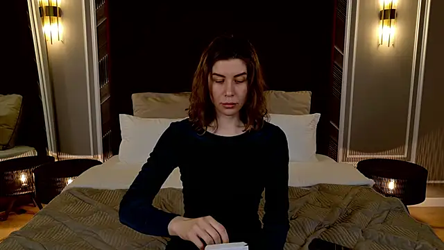 Snapshot of VikkiStorm chatting on 03/19/25, 06:14 VikkiStorm online show from 03/19/25, 06:14