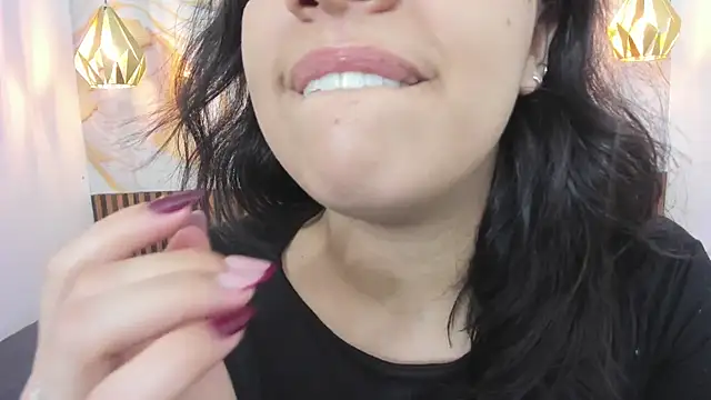 MelissaGilll online show from 11/13/25, 07:29