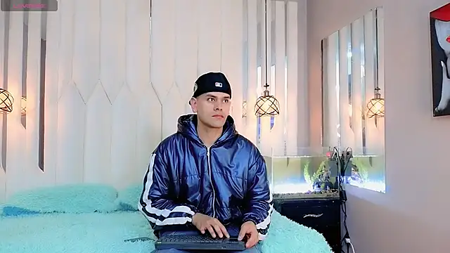 Snapshot of joe_jhon chatting on 04/21/26, 12:01 joe jhon online show from 04/21/26, 12:01