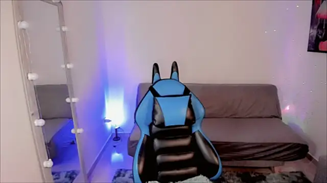 Snapshot of joe_jhon chatting on 03/19/25, 04:02 joe jhon online show from 03/19/25, 04:02