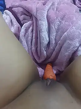 Snapshot of hayatsixi chatting on 02/11/25, 09:31 hayatsixi online show from 02/11/25, 09:31