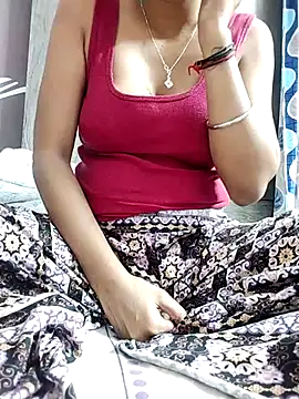 shalini fire online show from 10/28/25, 04:50