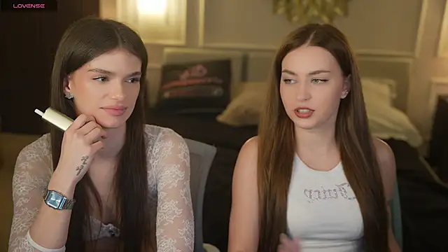 Maggie tenderness online show from 04/15/26, 06:34