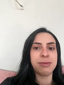 Snapshot of Morguisssz chatting on 11/19/25, 10:37 Morguisssz online show from 11/19/25, 10:37