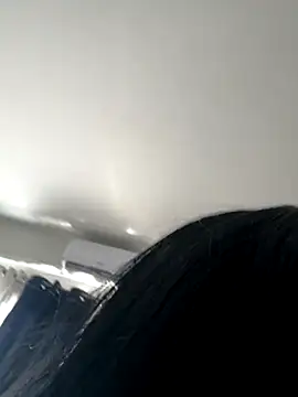 Snapshot of Morguisssz chatting on 11/30/25, 01:45 Morguisssz online show from 11/30/25, 01:45