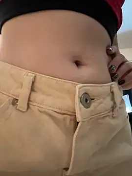 Snapshot of Morguisssz chatting on 11/05/25, 02:36 Morguisssz online show from 11/05/25, 02:36