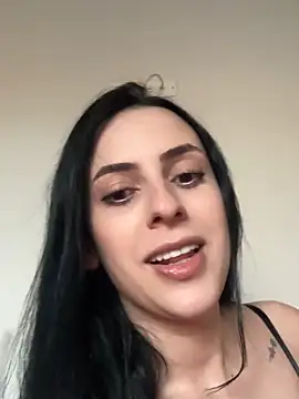 Snapshot of Morguisssz chatting on 12/14/25, 09:42 Morguisssz online show from 12/14/25, 09:42