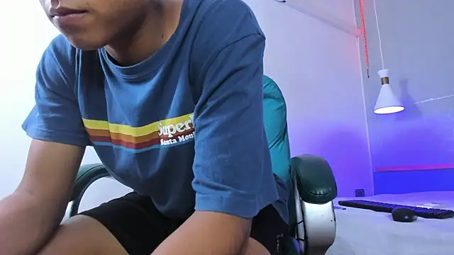 Snapshot of Jeffry_wolvess chatting on 03/03/26, 12:06 Jeffry wolvess online show from 03/03/26, 12:06