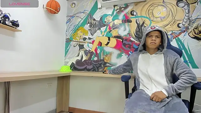 Snapshot of Jeffry_wolvess chatting on 02/20/25, 12:36 Jeffry wolvess online show from 02/20/25, 12:36