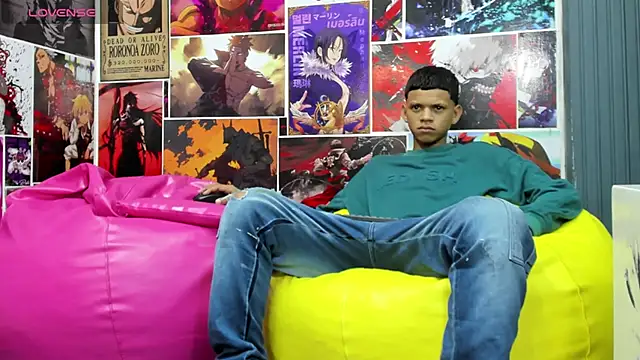 Snapshot of Jeffry_wolvess chatting on 02/10/25, 12:39 Jeffry wolvess online show from 02/10/25, 12:39