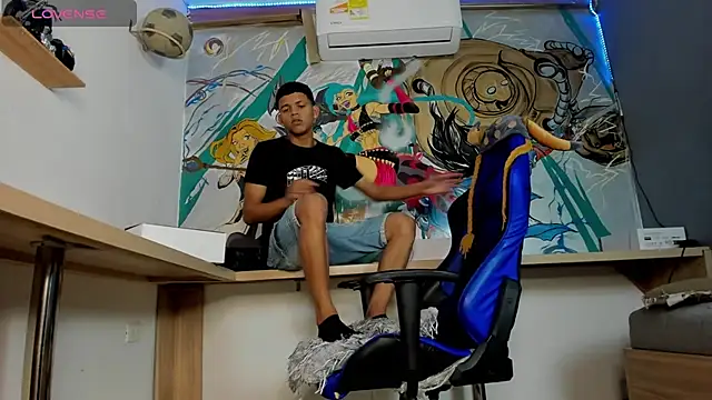 Snapshot of Jeffry_wolvess chatting on 02/14/25, 12:36 Jeffry wolvess online show from 02/14/25, 12:36