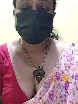 Snapshot of rekha_naier chatting on 03/19/25, 02:59 rekha naier online show from 03/19/25, 02:59