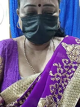 Snapshot of rekha_naier chatting on 09/16/25, 12:11 rekha naier online show from 09/16/25, 12:11