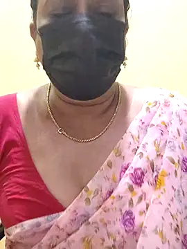 Snapshot of rekha_naier chatting on 03/17/25, 02:01 rekha naier online show from 03/17/25, 02:01