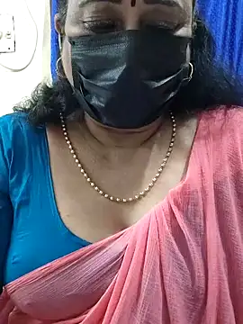 Snapshot of rekha_naier chatting on 10/06/25, 04:19 rekha naier online show from 10/06/25, 04:19