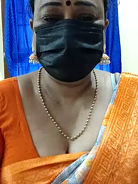 Snapshot of rekha_naier chatting on 09/26/25, 01:56 rekha naier online show from 09/26/25, 01:56