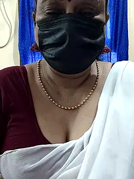 Snapshot of rekha_naier chatting on 10/05/25, 06:59 rekha naier online show from 10/05/25, 06:59