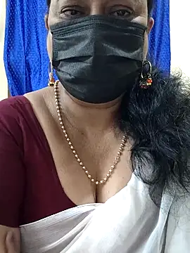 Snapshot of rekha_naier chatting on 10/03/25, 01:09 rekha naier online show from 10/03/25, 01:09