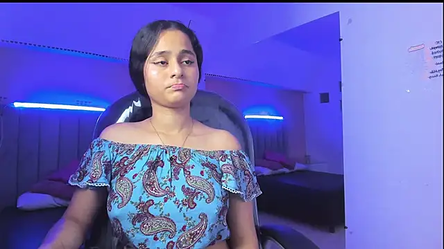 Giselle Roldan online show from 05/24/26, 04:12