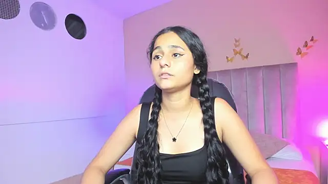 Giselle Roldan online show from 04/21/26, 04:41