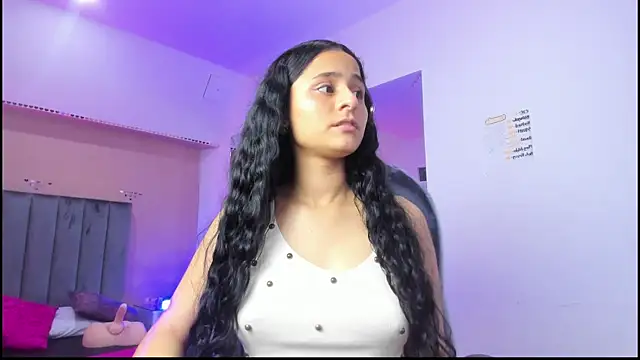 Giselle Roldan online show from 02/07/26, 03:47