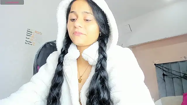 Giselle Roldan online show from 10/29/25, 10:25