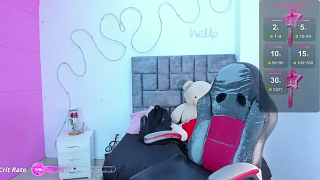 jisoo   online show from 11/14/25, 12:42